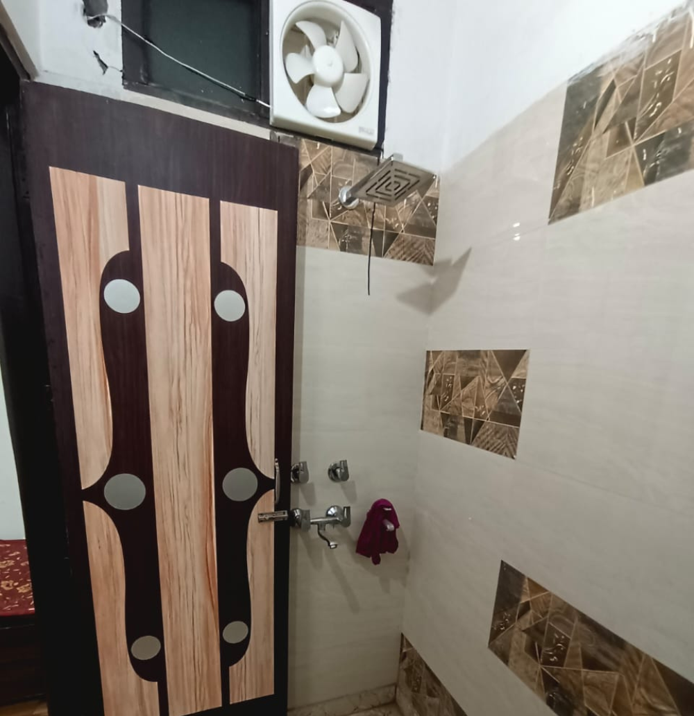 Student room in PG near DU North Campus